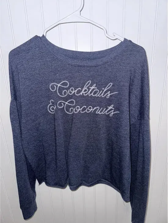 Zoe + Liv Medium Gray Long Sleeve Sweatshirt - Picture 1 of 2